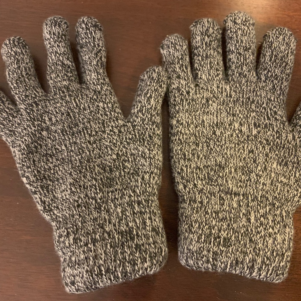 Grey Winter Gloves